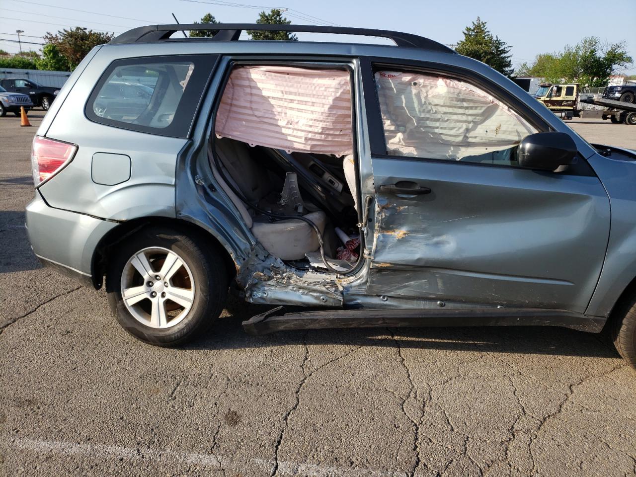 Photo 9 from auction – 2010 SUBARU FORESTER X with VIN JF2SH6BC3AG806176