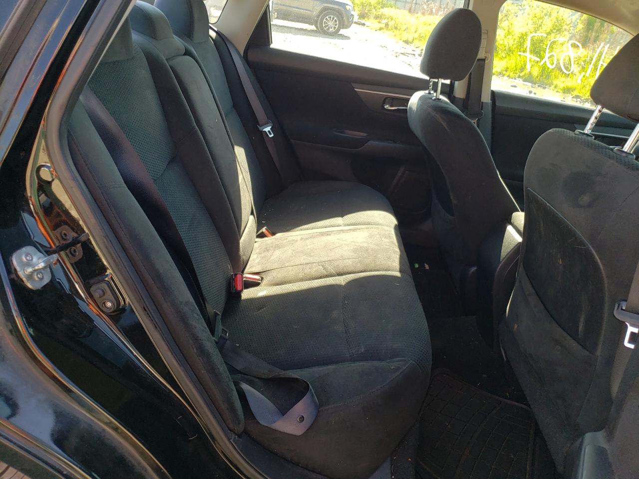 Photo 6 from auction – 2015 NISSAN ALTIMA 2.5 with VIN 1N4AL3AP4FC173977