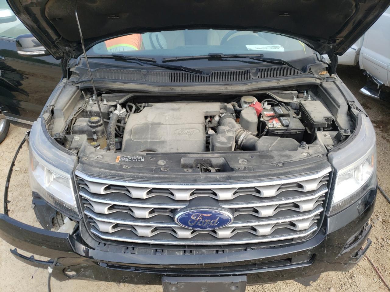Photo 7 from auction – 2017 FORD EXPLORER X with VIN 1FM5K8D82HGD44510