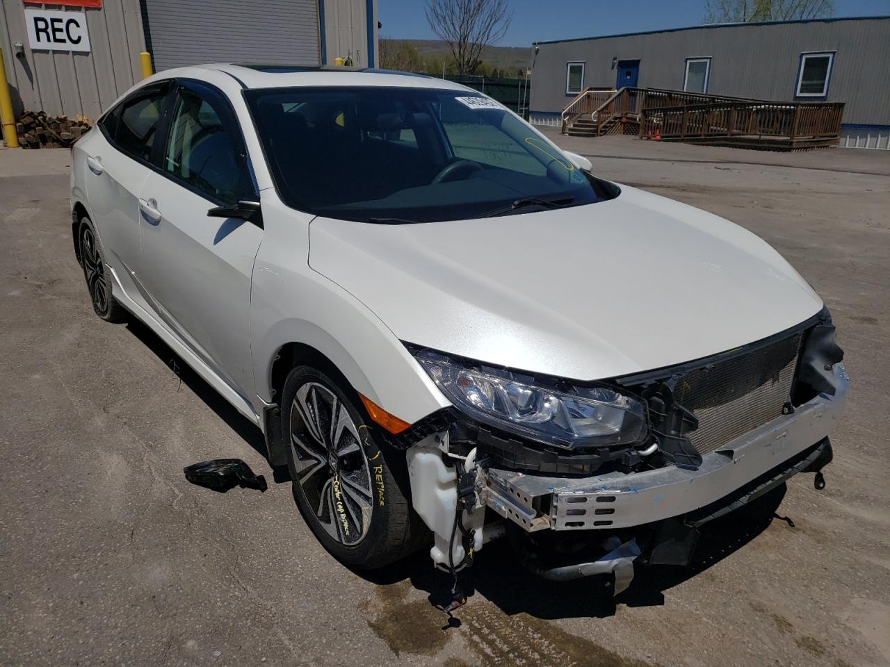 Photo 14 from auction – 2017 HONDA CIVIC EX with VIN 19XFC1F34HE208426