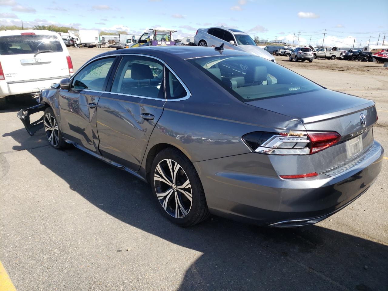 Photo 3 from auction – 2021 VOLKSWAGEN PASSAT SE with VIN 1VWSA7A36MC013201