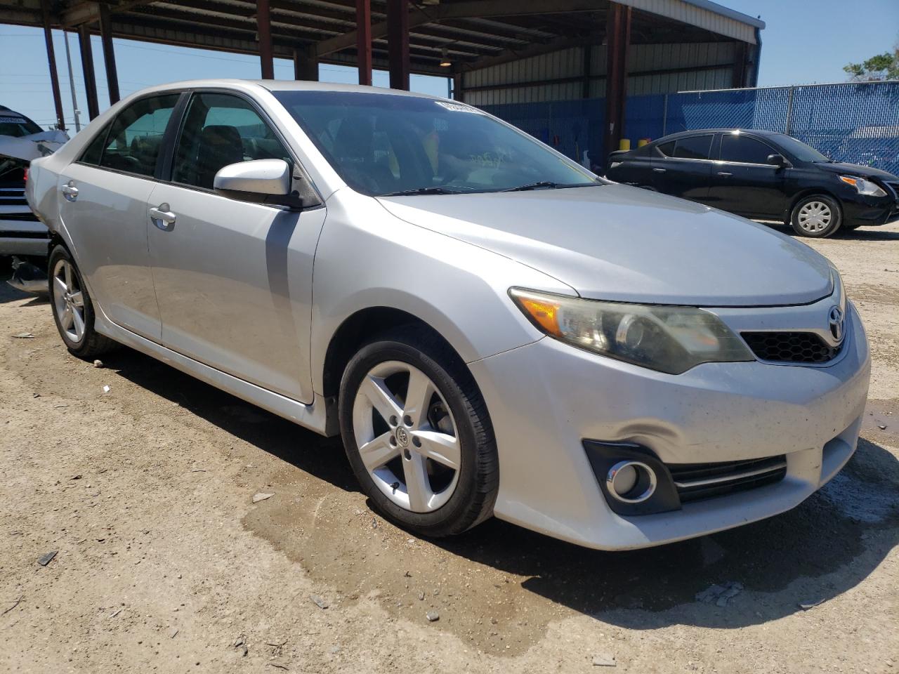 TOYOTA CAMRY L 2014 with VIN 4T1BF1FK9EU331645 - Photo from auction