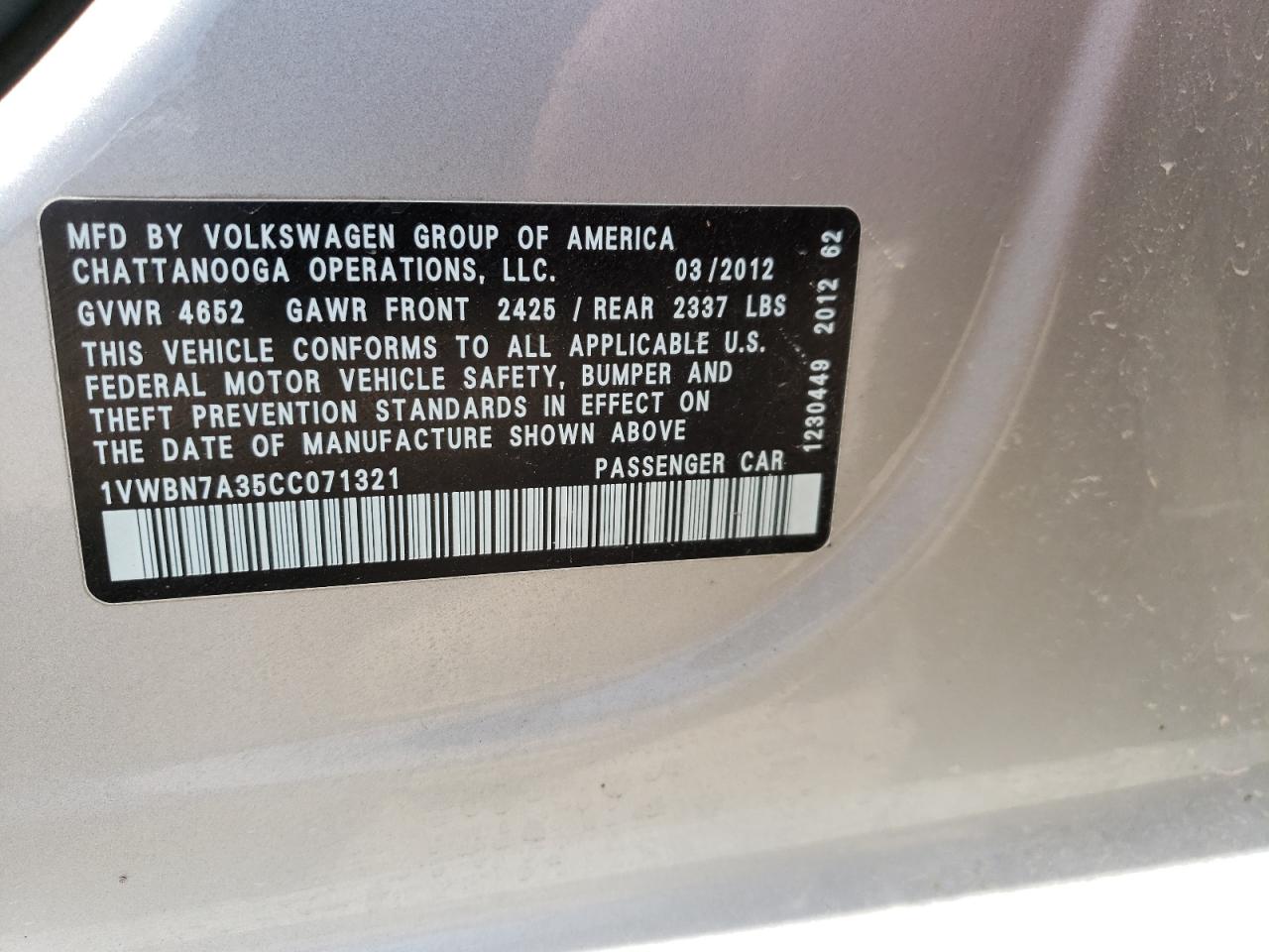 Photo 10 from auction – 2012 VOLKSWAGEN PASSAT SE with VIN 1VWBN7A35CC071321
