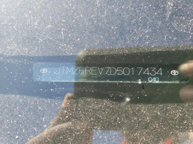 Photo 10 from auction – 2013 TOYOTA RAV4 LE with VIN JTMZFREV7D5017434