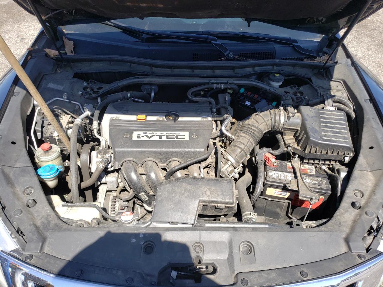 Photo 7 from auction – 2015 HONDA CROSSTOUR with VIN 5J6TF3H39FL000558