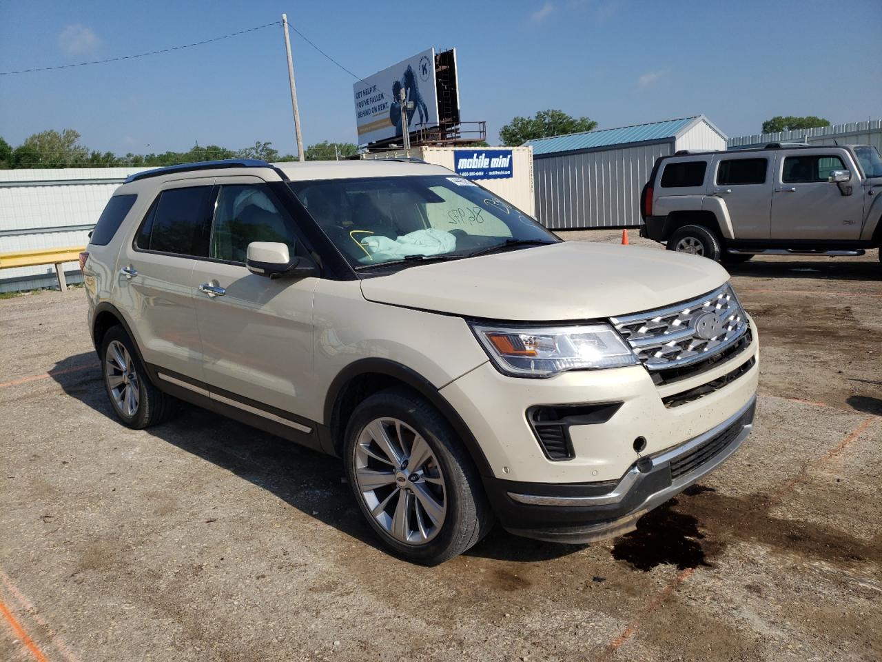 FORD EXPLORER L 2018 with VIN 1FM5K8F87JGC41344 - Photo from auction
