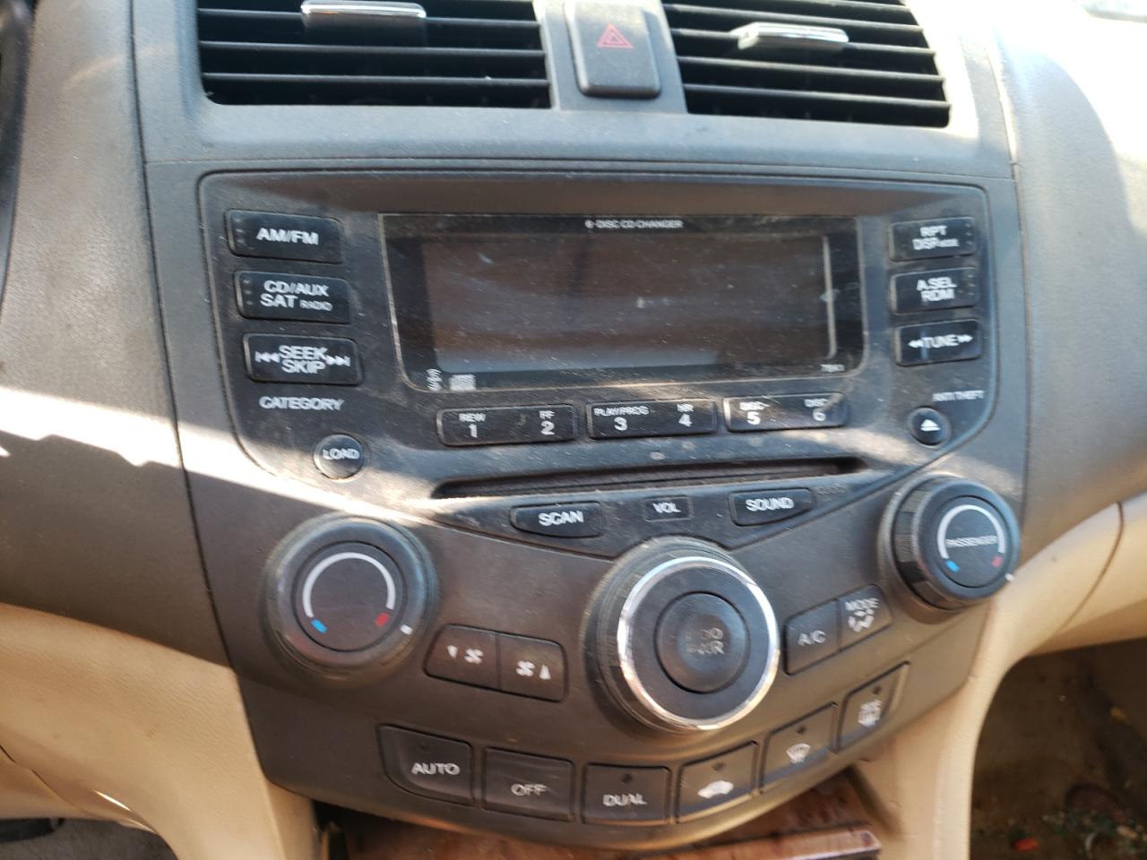 Photo 9 from auction – 2003 HONDA ACCORD EX with VIN 1HGCM66533A000078