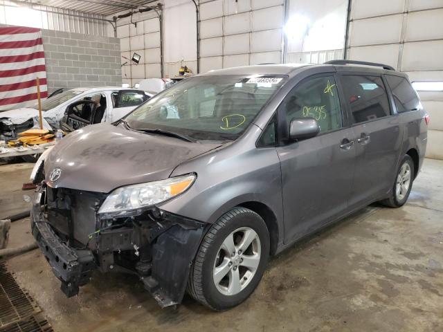 Photo 2 from auction – 2017 TOYOTA SIENNA LE with VIN 5TDKZ3DC9HS774888