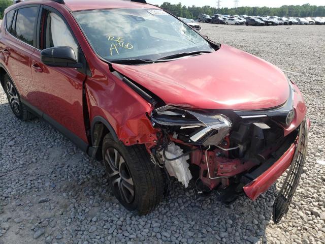Photo 9 from auction – 2017 TOYOTA RAV4 LE with VIN JTMZFREVXHJ136902