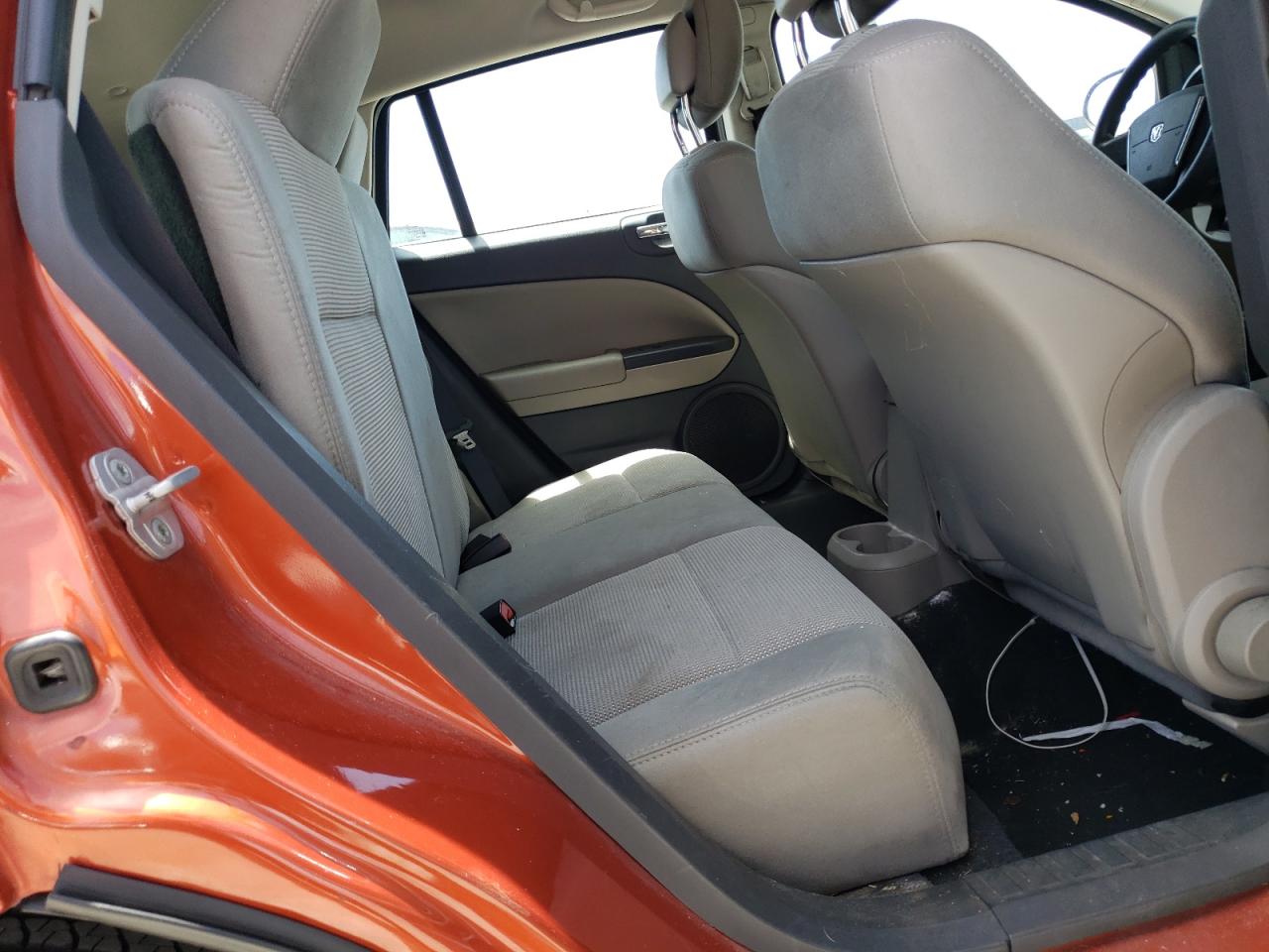 Photo 6 from auction – 2010 DODGE CALIBER SX with VIN 1B3CB4HA4AD605081