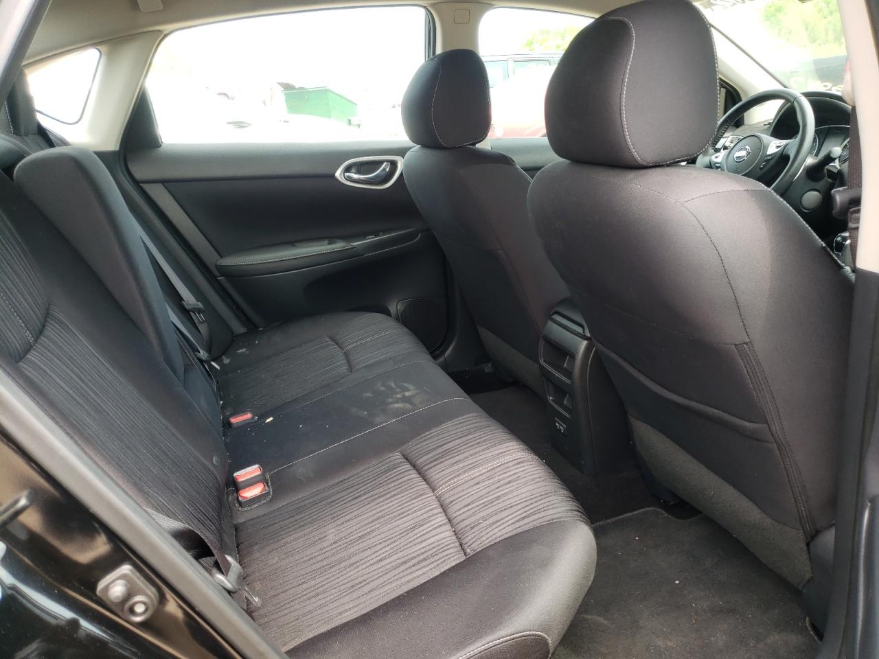 Photo 6 from auction – 2018 NISSAN SENTRA S with VIN 3N1AB7AP1JL625047