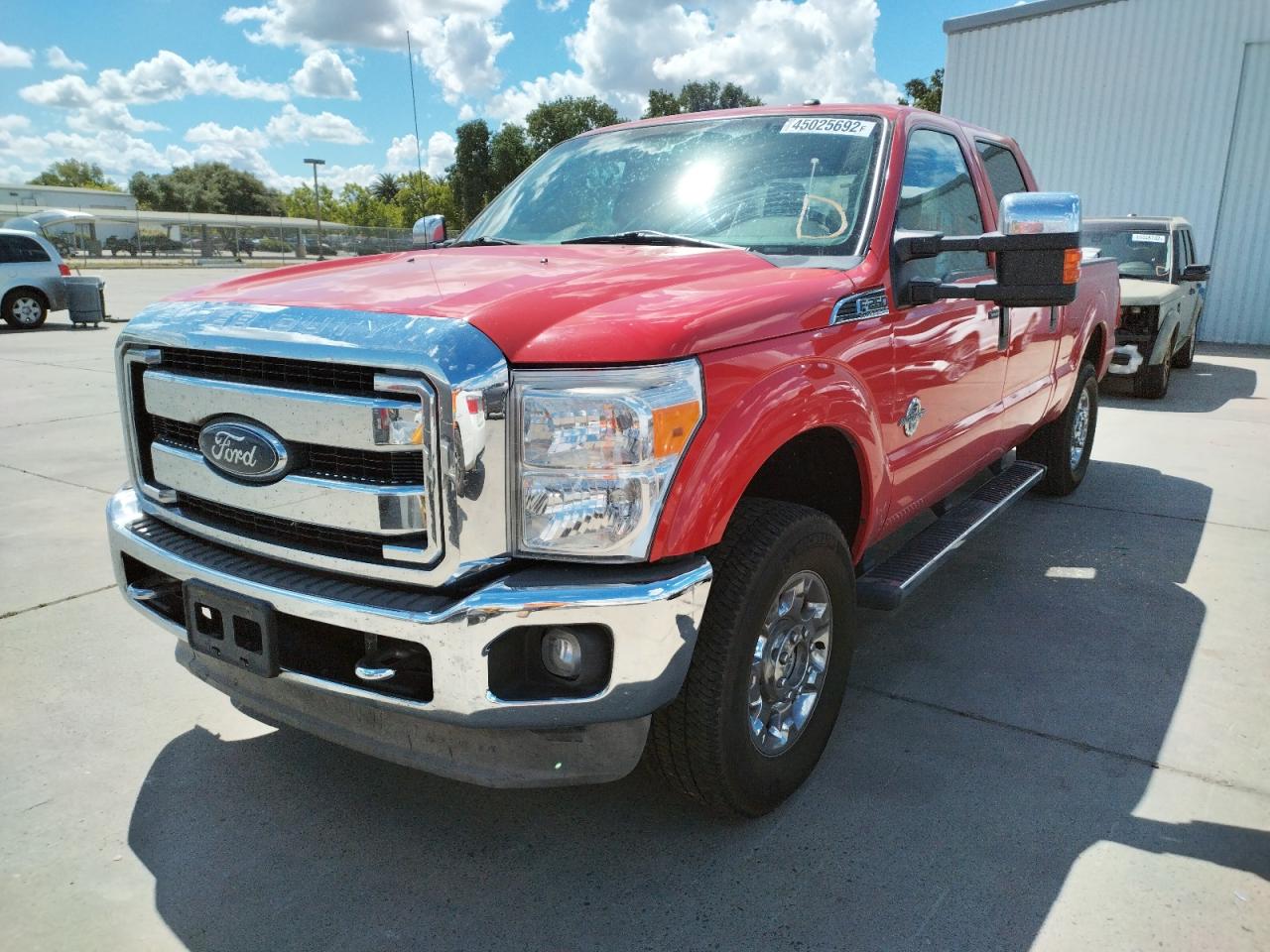 Photo 2 from auction – 2012 FORD F250 SUPER with VIN 1FT7W2BT2CEB92917