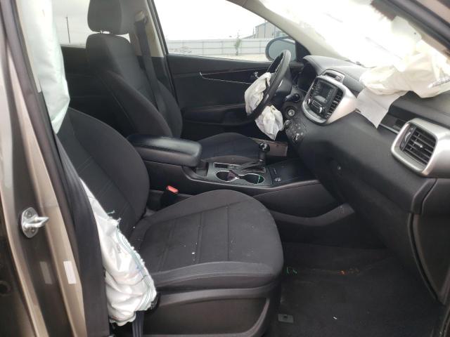 Photo 5 from auction – 2016 KIA SORENTO LX with VIN 5XYPG4A3XGG164466
