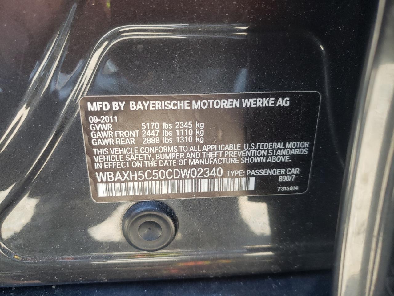 Фото 10 с аукциона – 2012 BMW 528 XI с VIN WBAXH5C50CDW02340