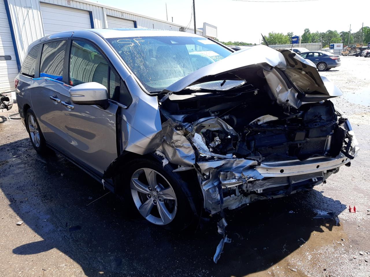 HONDA ODYSSEY EX 2018 with VIN 5FNRL6H76JB083049 - Photo from auction