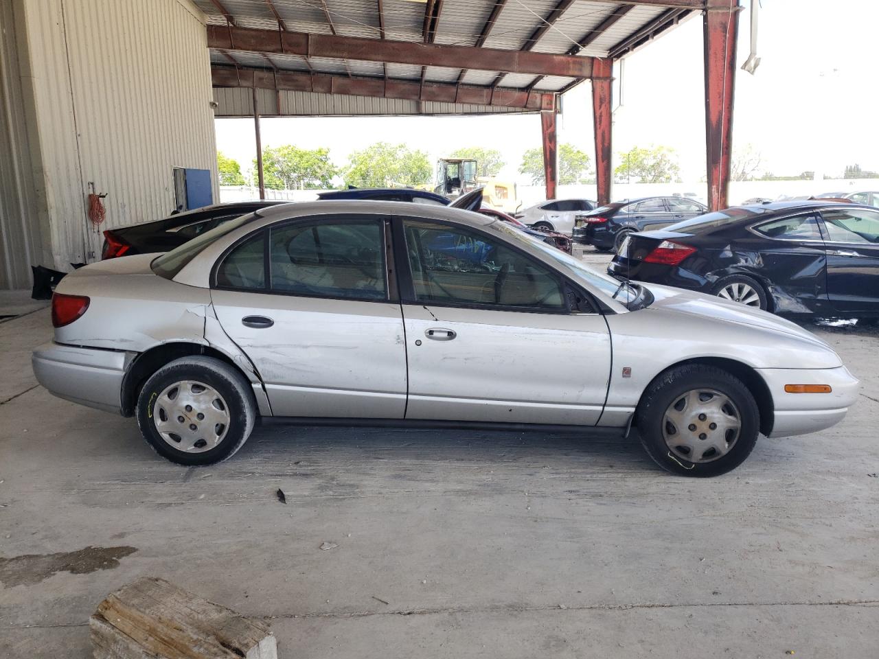 Photo 9 from auction – 2002 SATURN SL1 with VIN 1G8ZH54812Z154979
