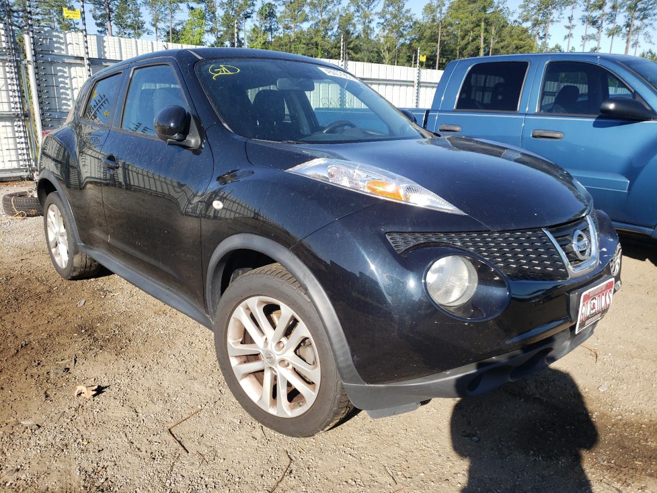 NISSAN JUKE S 2013 with VIN JN8AF5MR2DT223609 - Photo from auction