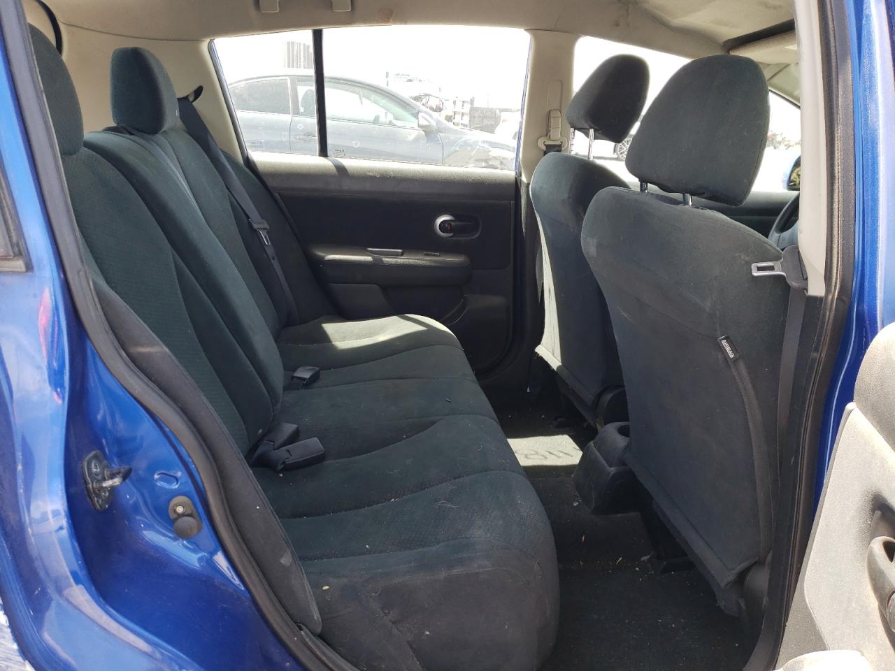 Photo 6 from auction – 2011 NISSAN VERSA S with VIN 3N1BC1CP0BL384935