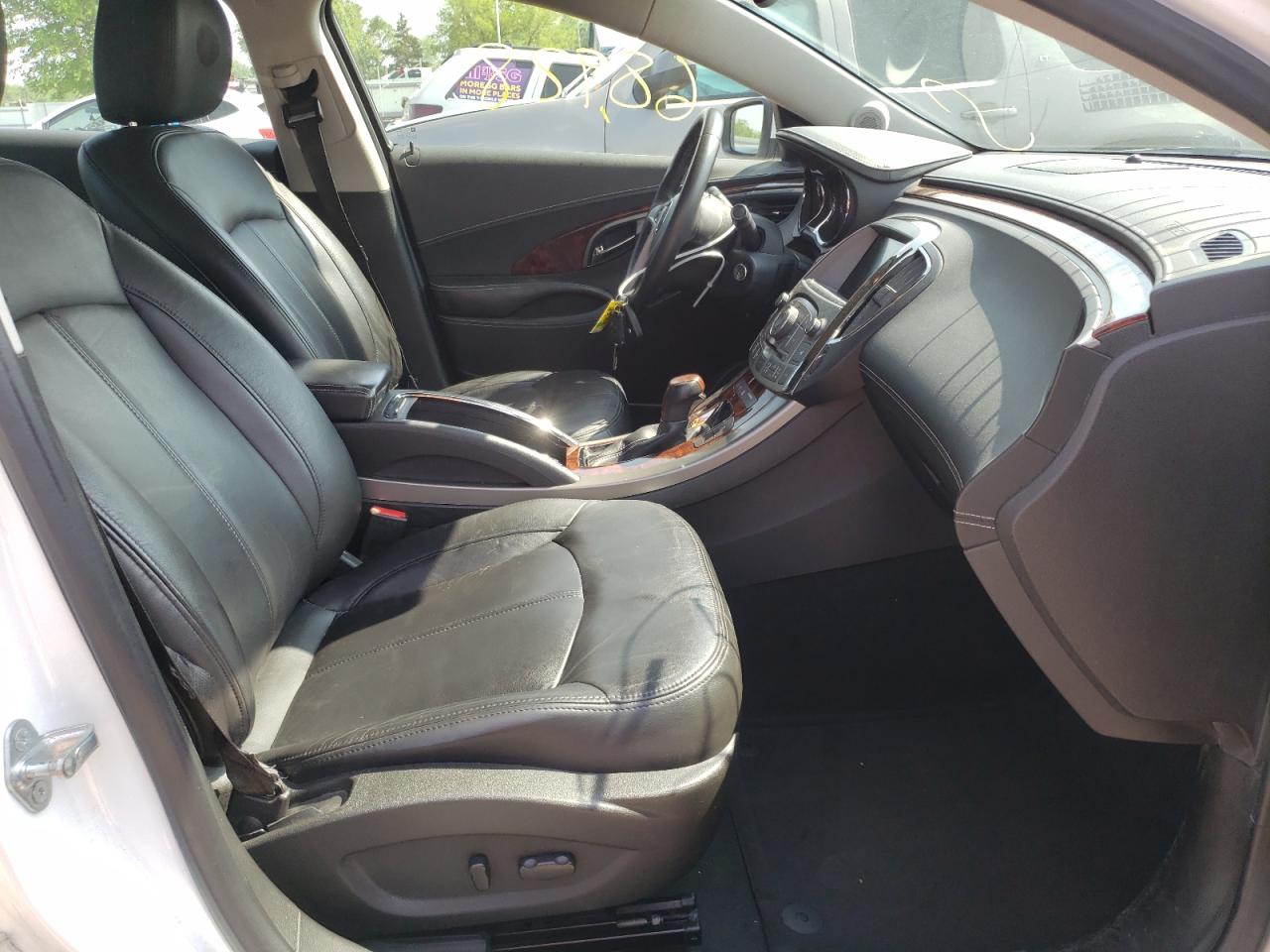 Photo 5 from auction – 2013 BUICK LACROSSE with VIN 1G4GC5E3XDF292518