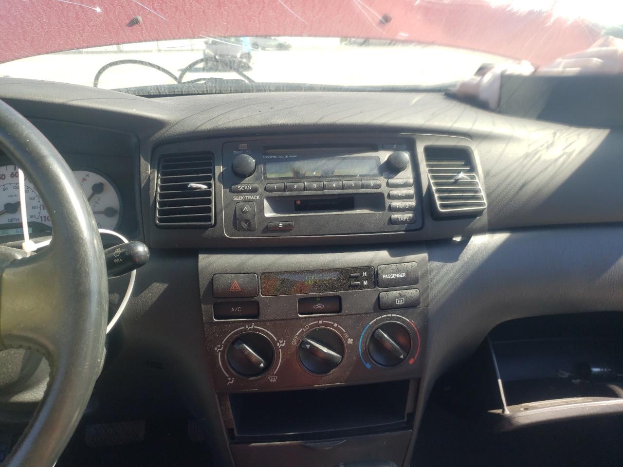 Photo 9 from auction – 2003 TOYOTA COROLLA CE with VIN 1NXBR32E93Z137472