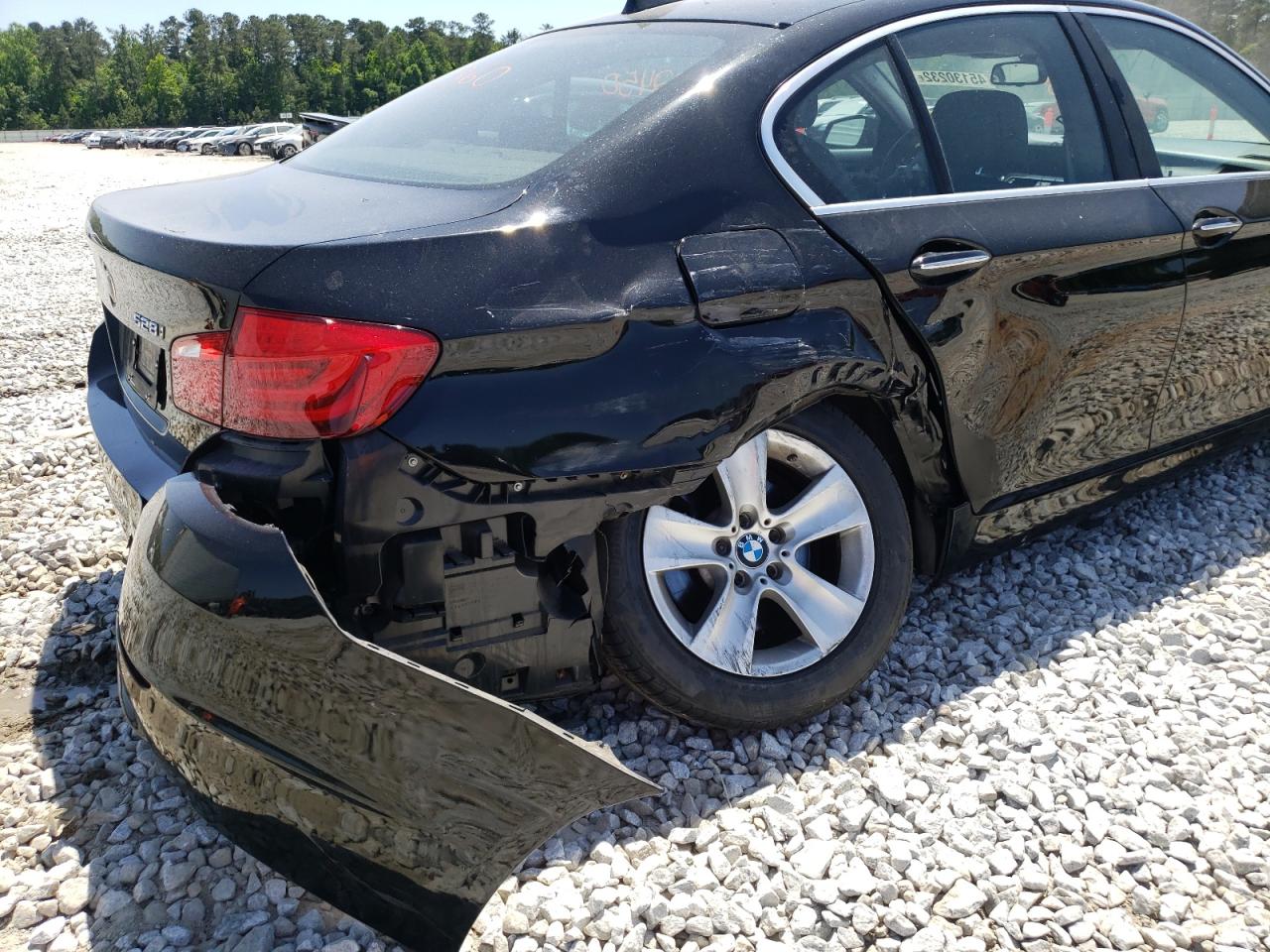 Photo 9 from auction – 2012 BMW 528 XI with VIN WBAXH5C53CDW09931