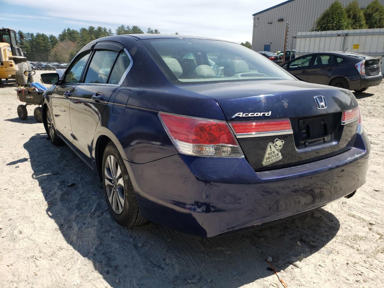 Photo 3 from auction – 2011 HONDA ACCORD LXP with VIN 1HGCP2F47BA011431