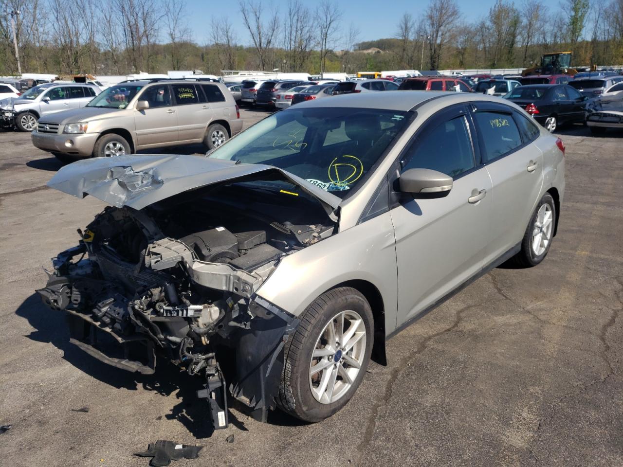 Photo 2 from auction – 2015 FORD FOCUS SE with VIN 1FADP3F28FL344342