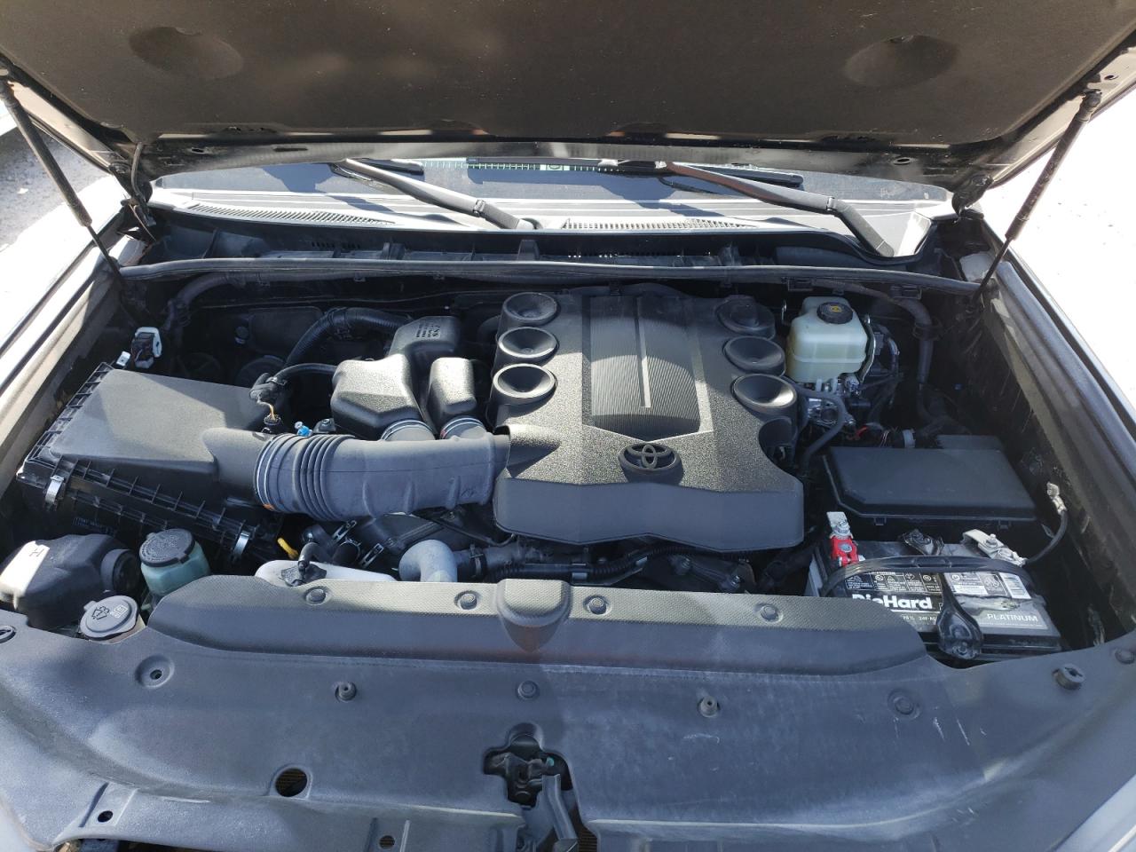 Photo 7 from auction – 2018 TOYOTA 4RUNNER SR with VIN JTEBU5JR1J5588045