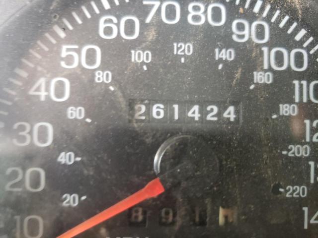 Photo 8 from auction – 2004 FORD CROWN VICT with VIN 2FAFP71W74X141324