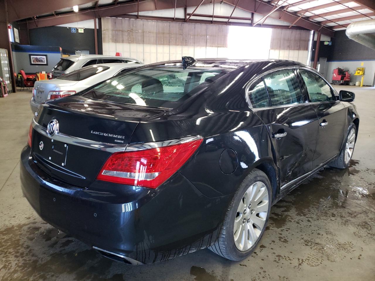 Photo 4 from auction – 2015 BUICK LACROSSE with VIN 1G4GC5G33FF146509
