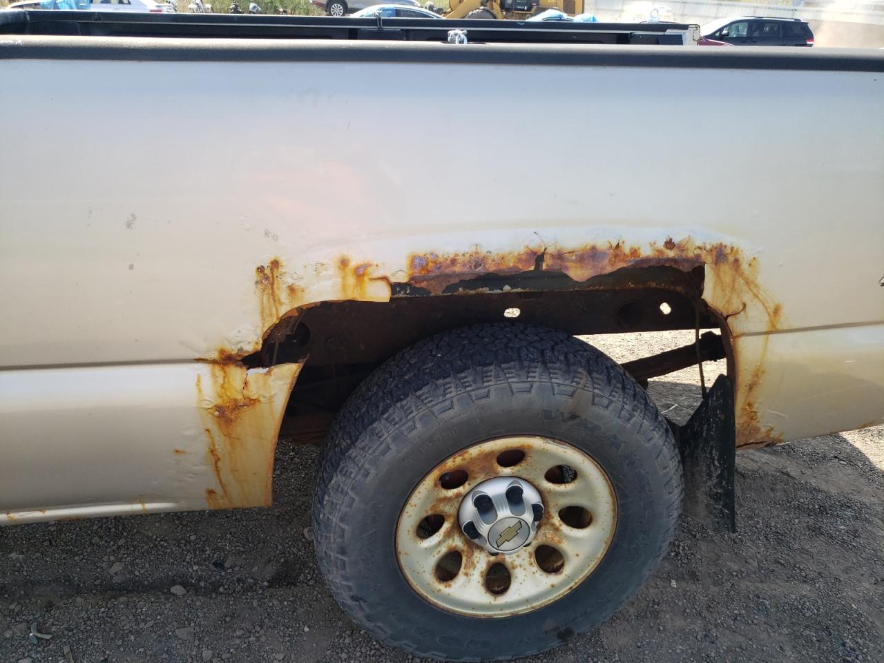 Photo 9 from auction – 2005 CHEVROLET SILVERADO with VIN 1GCEK14T75Z148370
