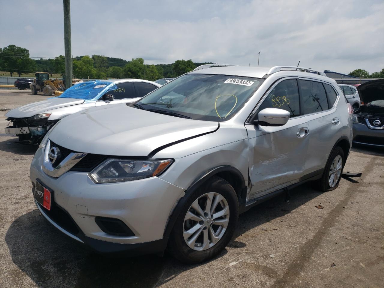 Photo 9 from auction – 2015 NISSAN ROGUE S with VIN KNMAT2MT5FP560494