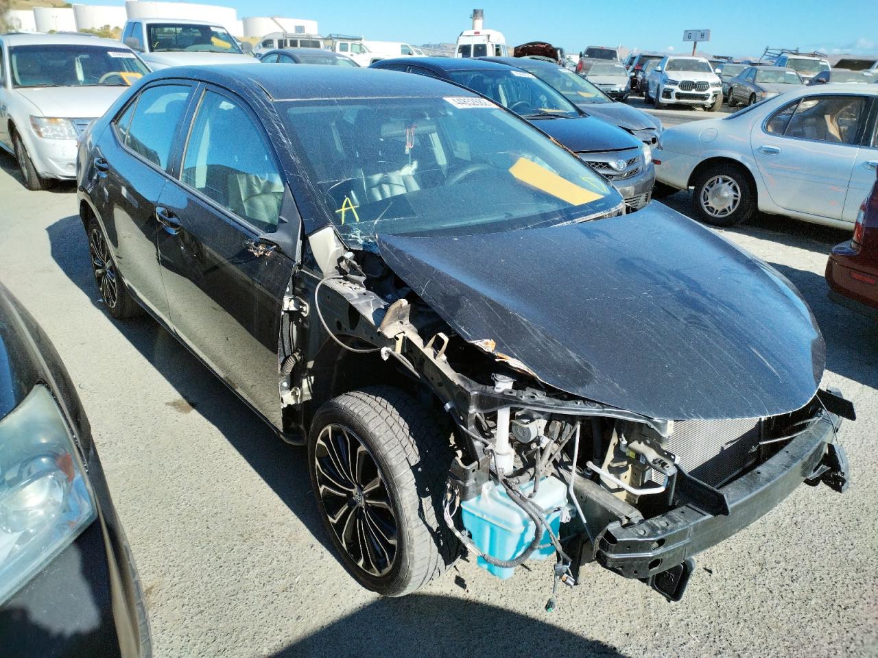 TOYOTA COROLLA L 2015 with VIN 5YFBURHE5FP213817 - Photo from auction
