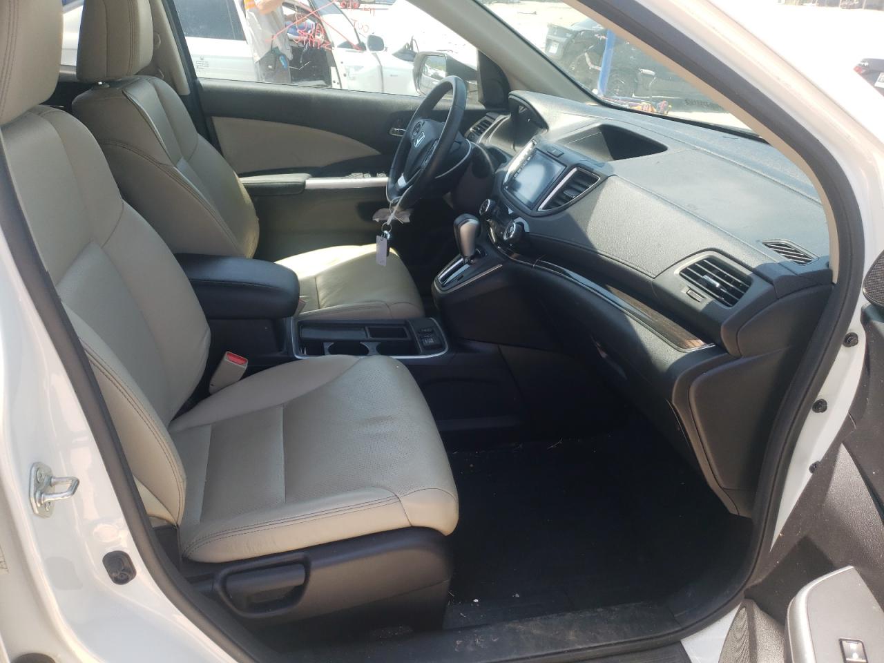 Photo 5 from auction – 2016 HONDA CR-V TOURI with VIN 5J6RM3H94GL006015