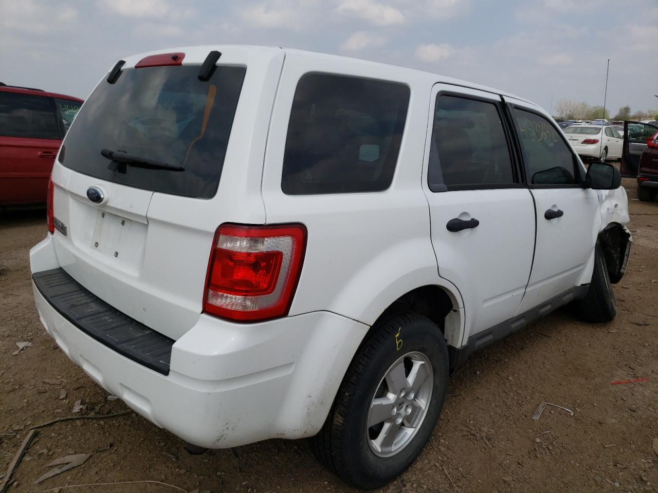 Photo 4 from auction – 2009 FORD ESCAPE XLS with VIN 1FMCU02729KA75467