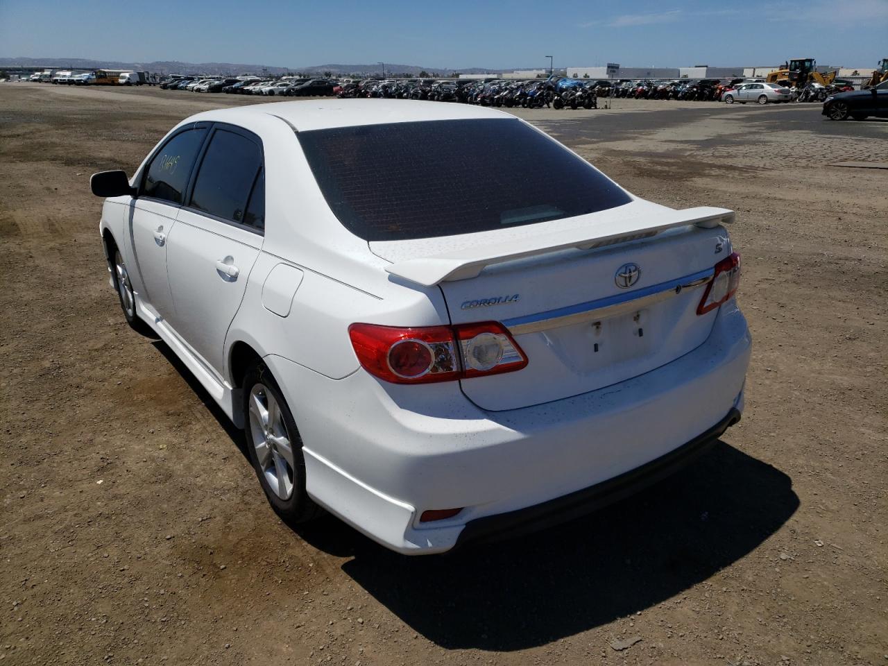 Photo 3 from auction – 2013 TOYOTA COROLLA BA with VIN 5YFBU4EE7DP127493