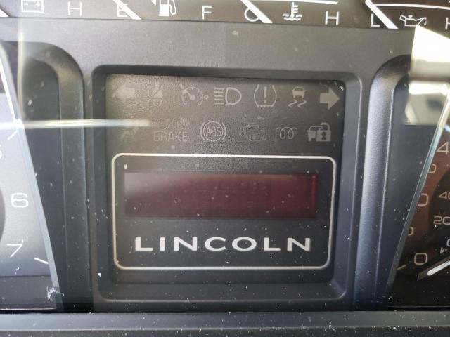 Photo 3 from auction – 2011 LINCOLN NAVIGATOR with VIN 5LMJJ2H57BEJ02469