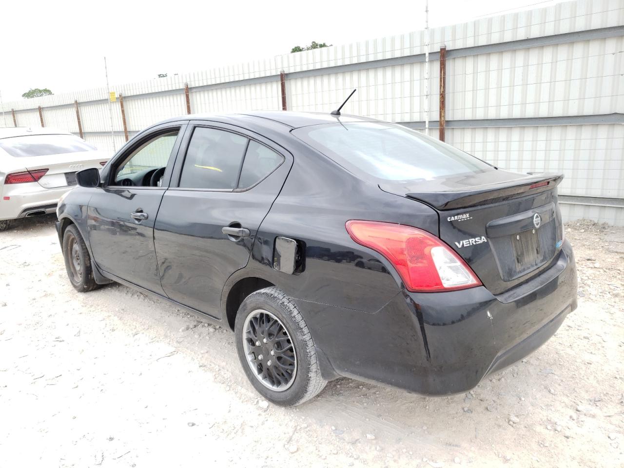 Photo 3 from auction – 2016 NISSAN VERSA S with VIN 3N1CN7AP4GL829088