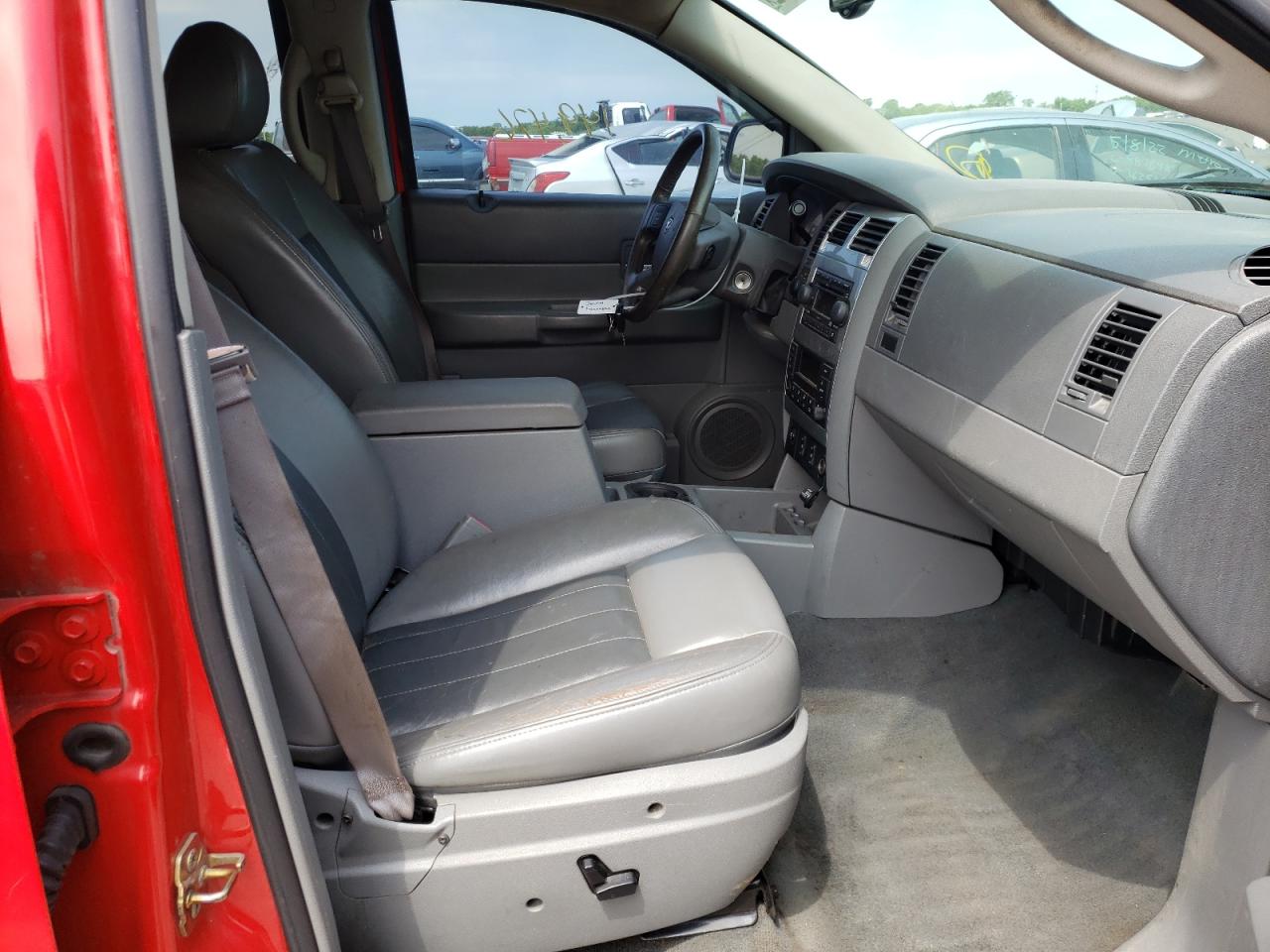 Photo 5 from auction – 2004 DODGE DURANGO LI with VIN 1D4HB58DX4F145800