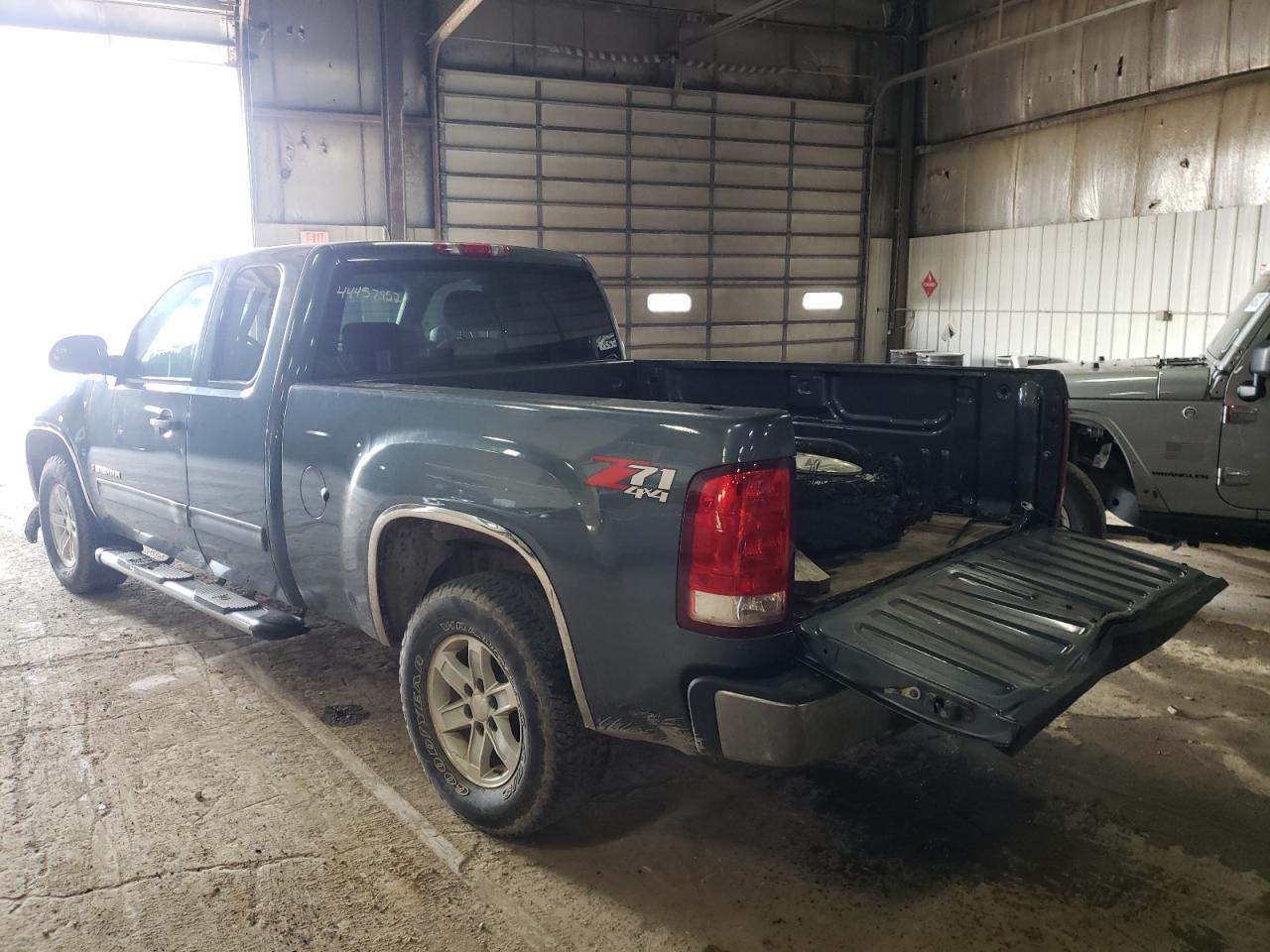 Photo 3 from auction – 2008 GMC SIERRA K15 with VIN 1GTEK19078Z117915