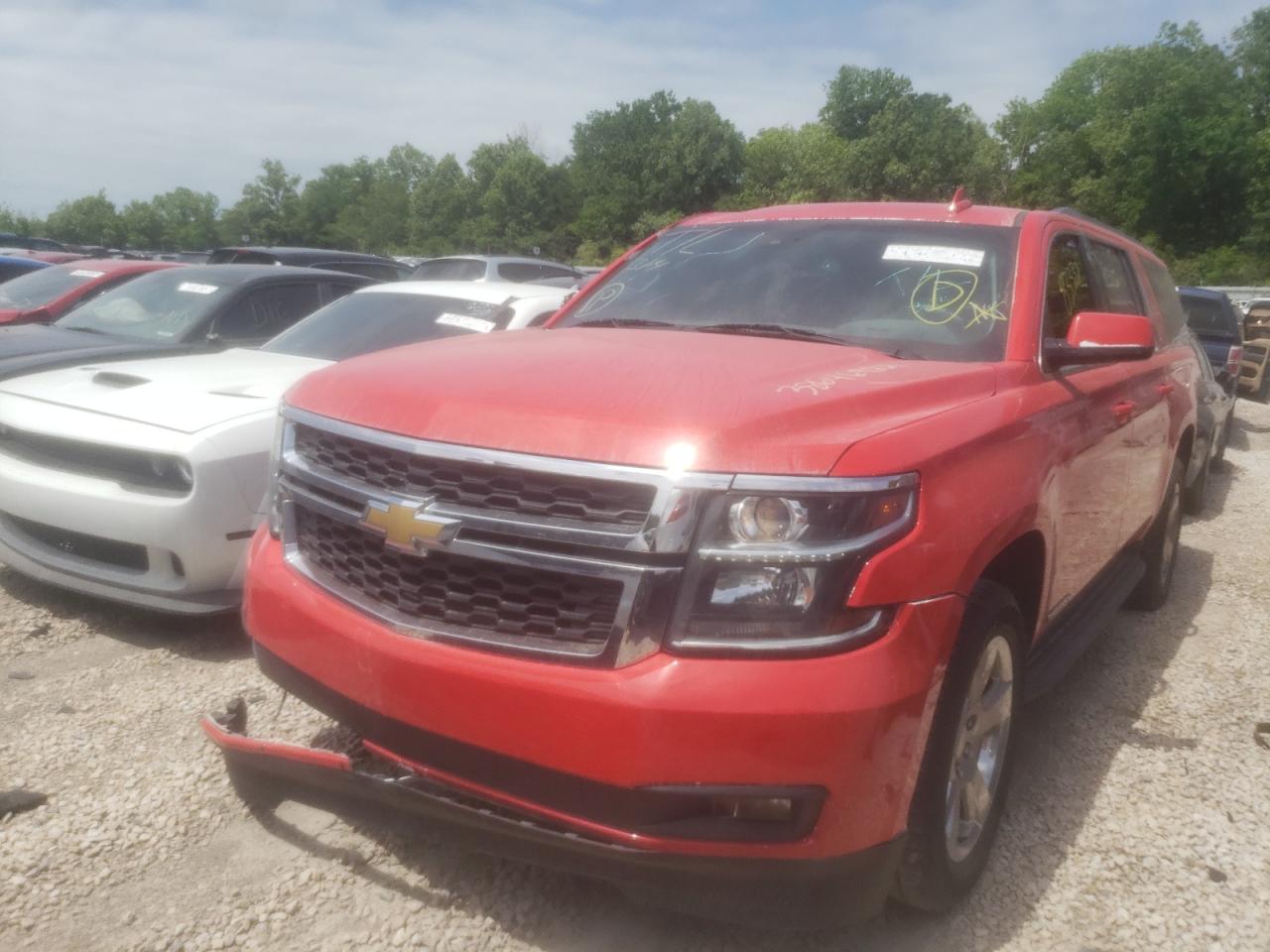 Photo 2 from auction – 2016 CHEVROLET SUBURBAN C with VIN 1GNSCHKC6GR482637