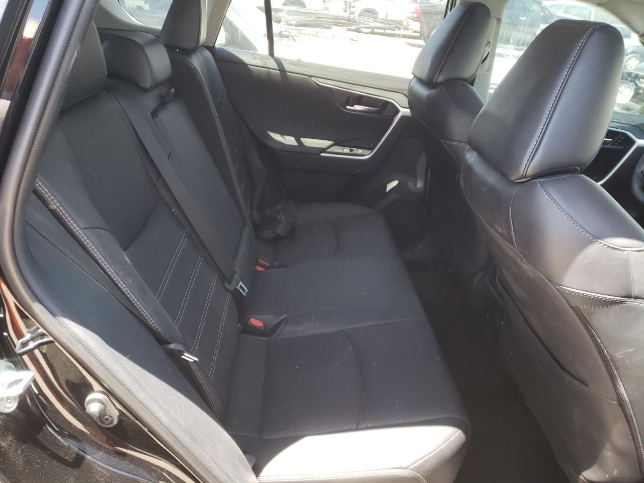 Photo 6 from auction – 2021 TOYOTA RAV4 LIMIT with VIN 2T3Y1RFVXMC108202