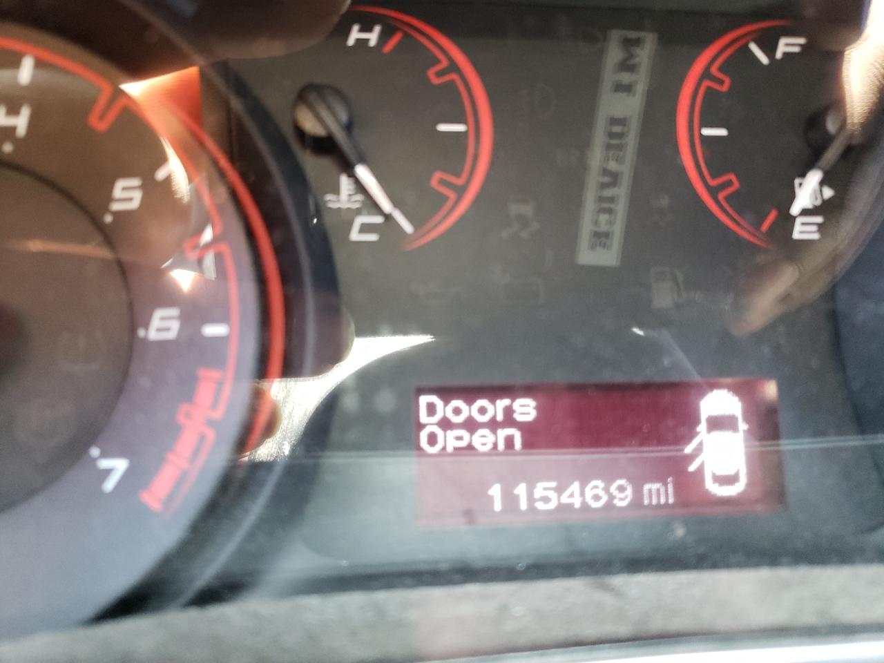 Photo 8 from auction – 2016 DODGE DART SXT with VIN 1C3CDFBB0GD541401