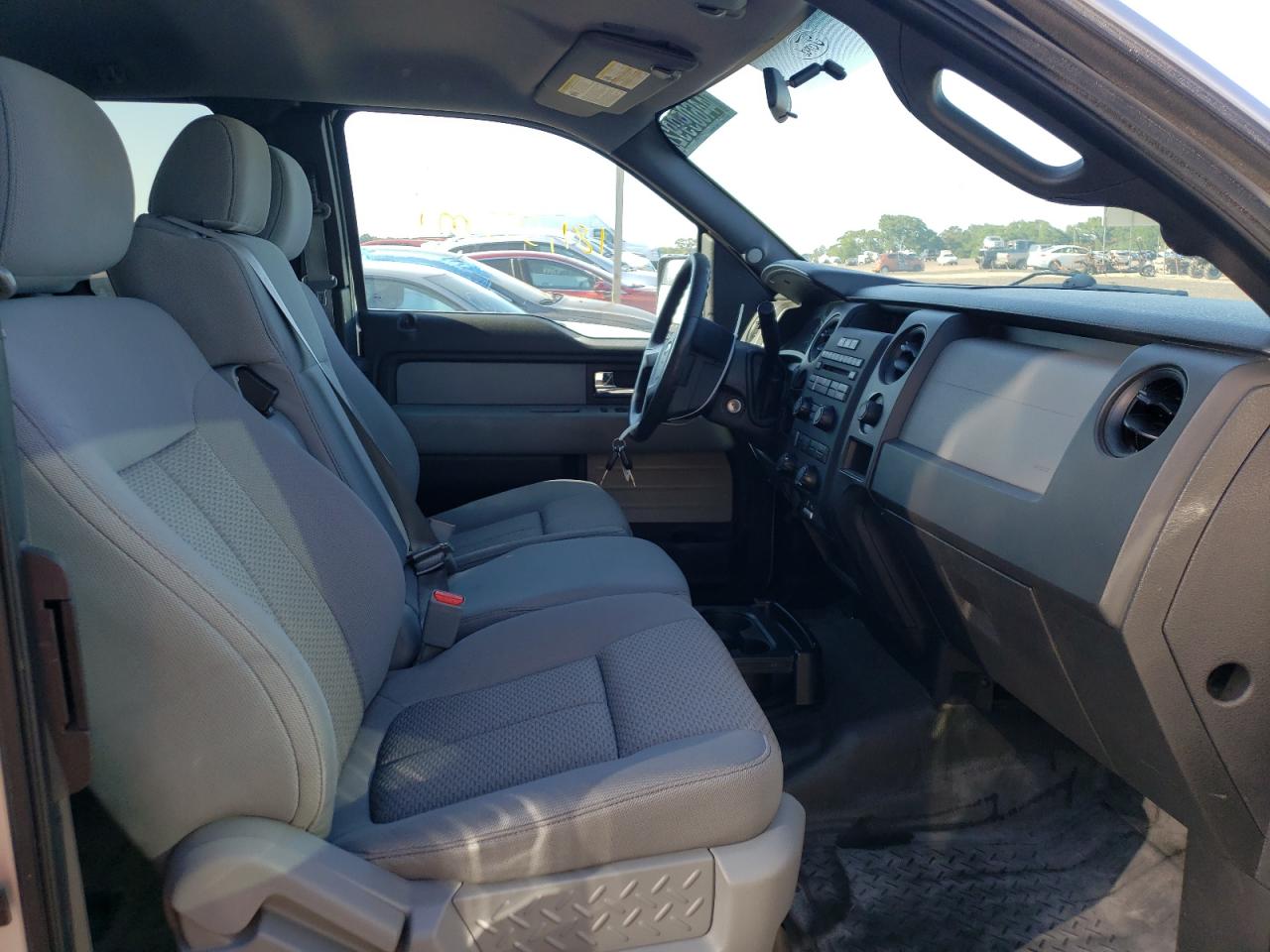Photo 5 from auction – 2014 FORD F150 SUPER with VIN 1FTEX1CM6EKF62096