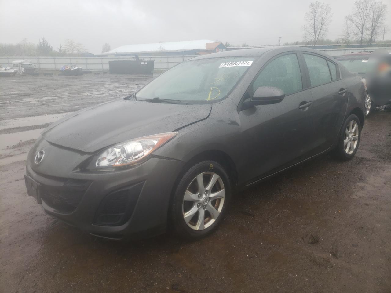 Photo 2 from auction – 2011 MAZDA 3 I with VIN JM1BL1VF3B1404166