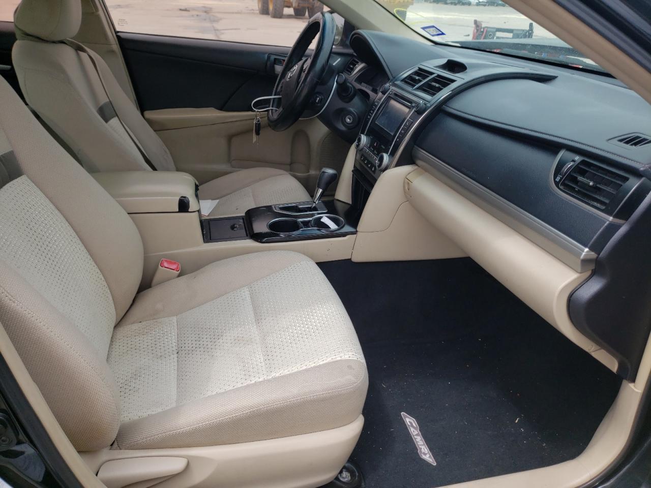 Photo 5 from auction – 2014 TOYOTA CAMRY L with VIN 4T4BF1FKXER368094