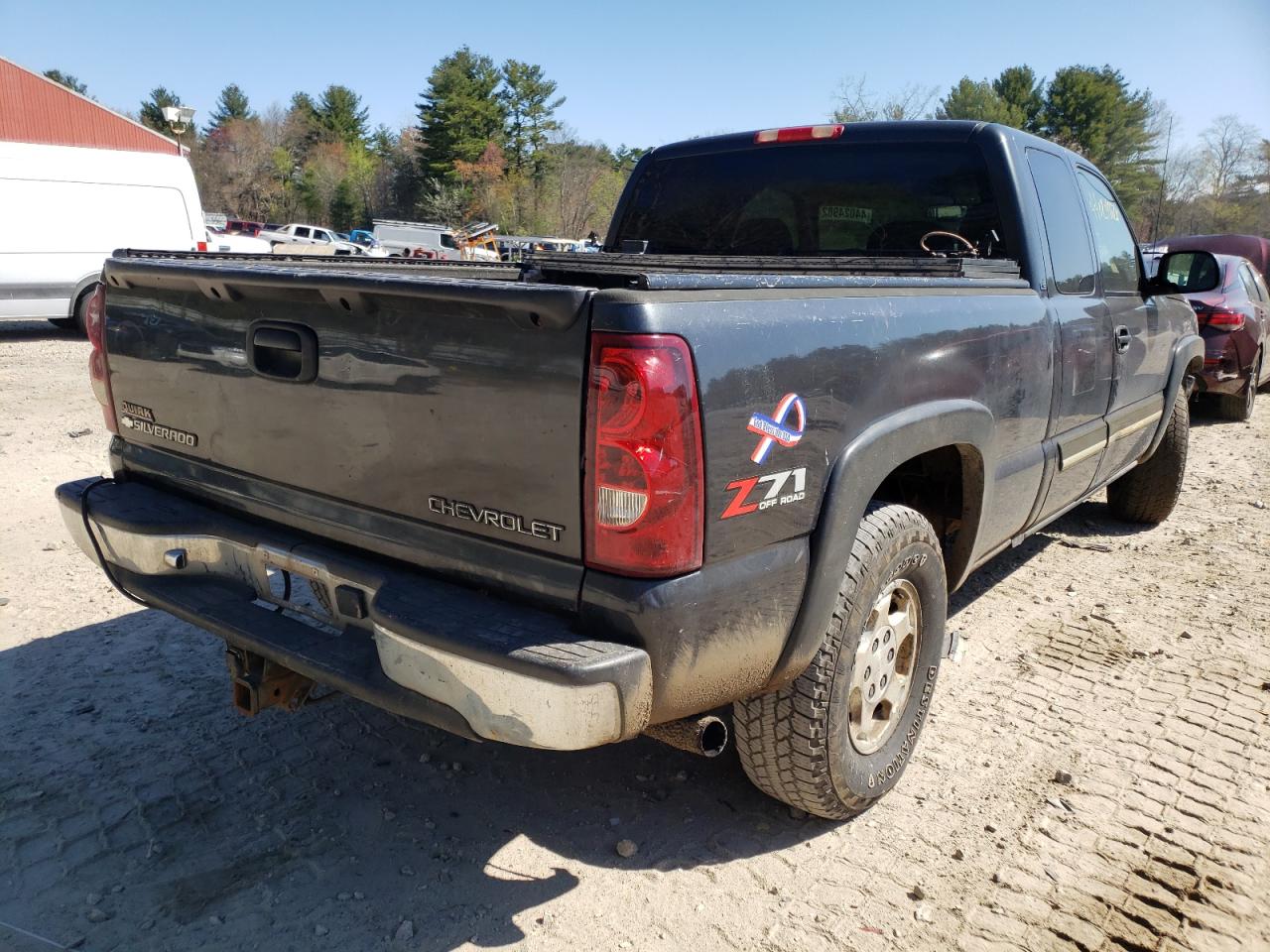 Photo 4 from auction – 2003 CHEVROLET SILVERADO with VIN 2GCEK19T731155513