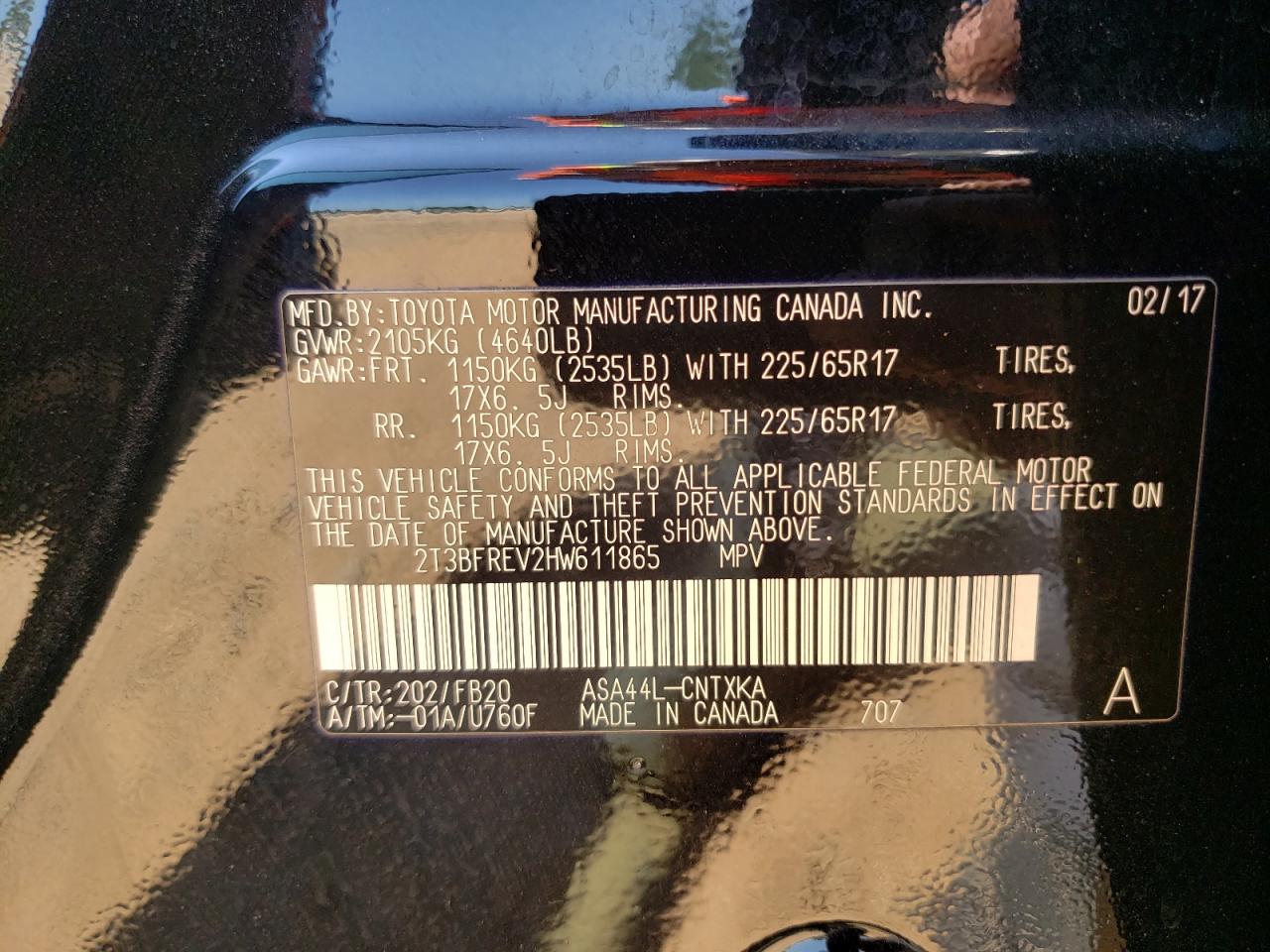 Photo 10 from auction – 2017 TOYOTA RAV4 LE with VIN 2T3BFREV2HW611865