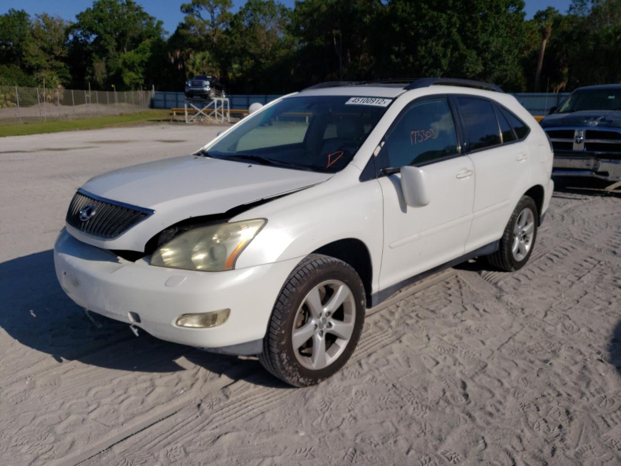 Photo 2 from auction – 2004 LEXUS RX 330 with VIN JTJHA31U040022487