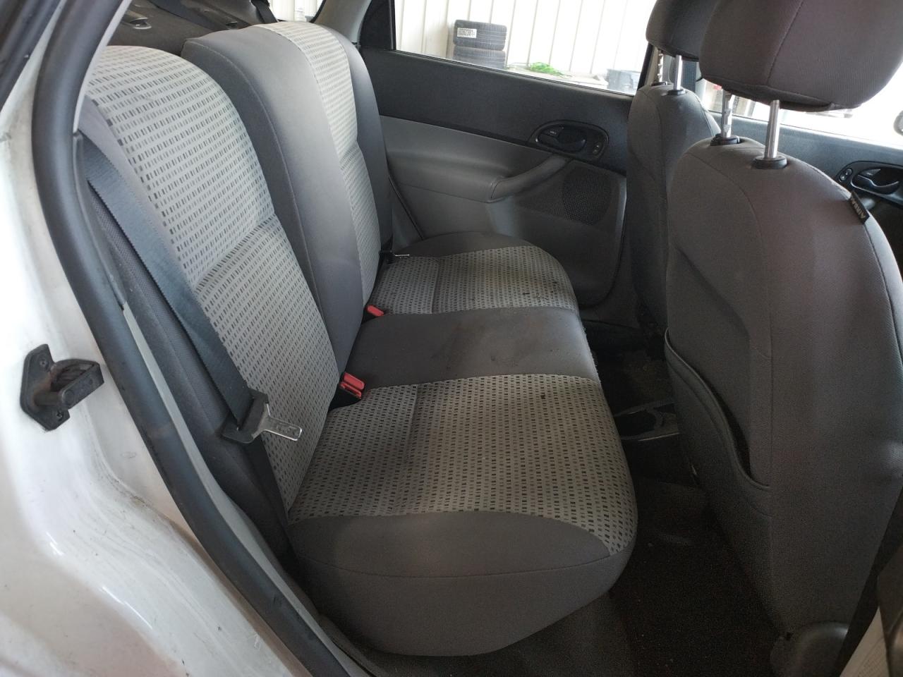 Photo 6 from auction – 2006 FORD FOCUS ZX4 with VIN 1FAHP34N16W138163